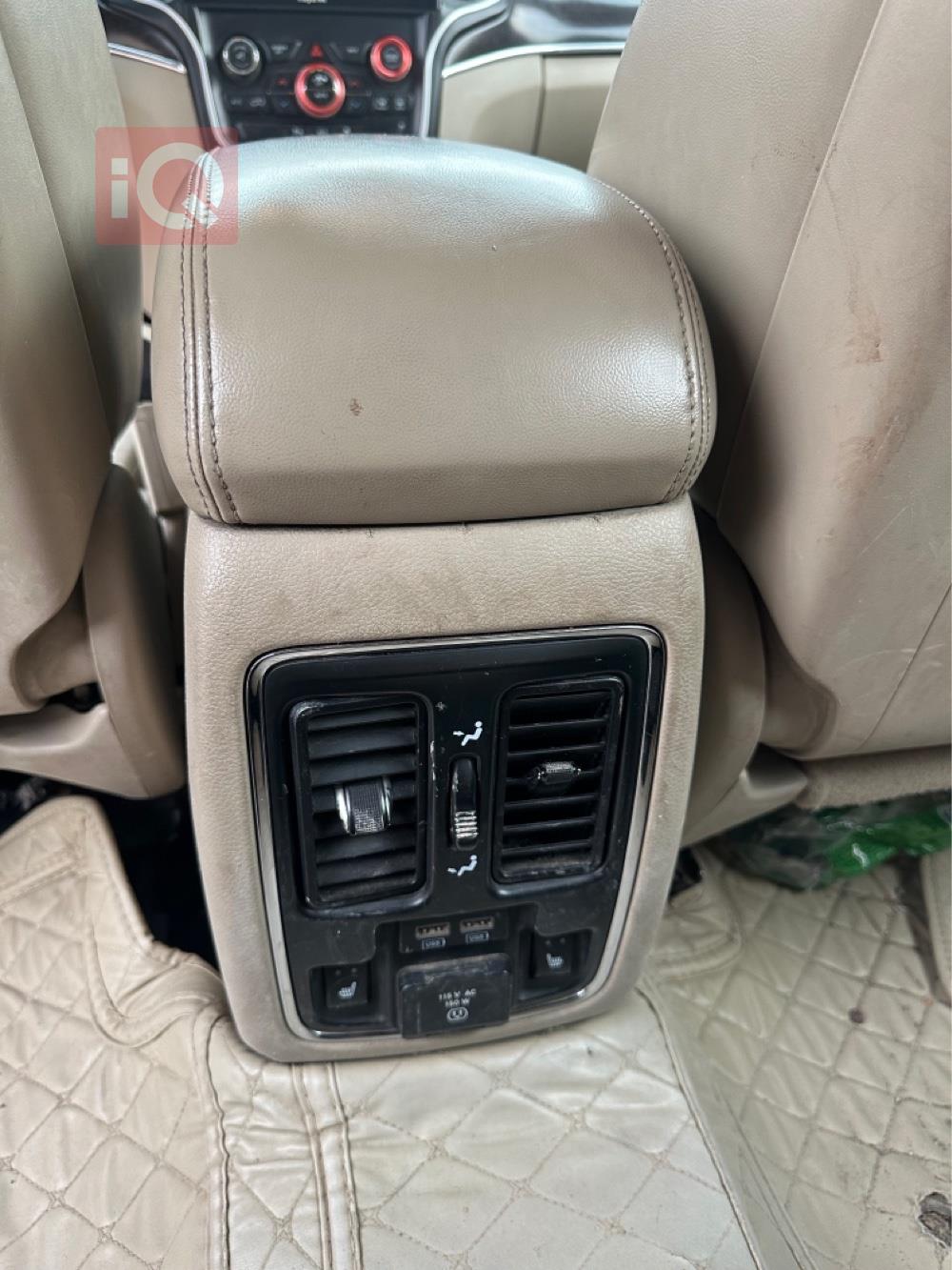 جيب جراند شيروكي